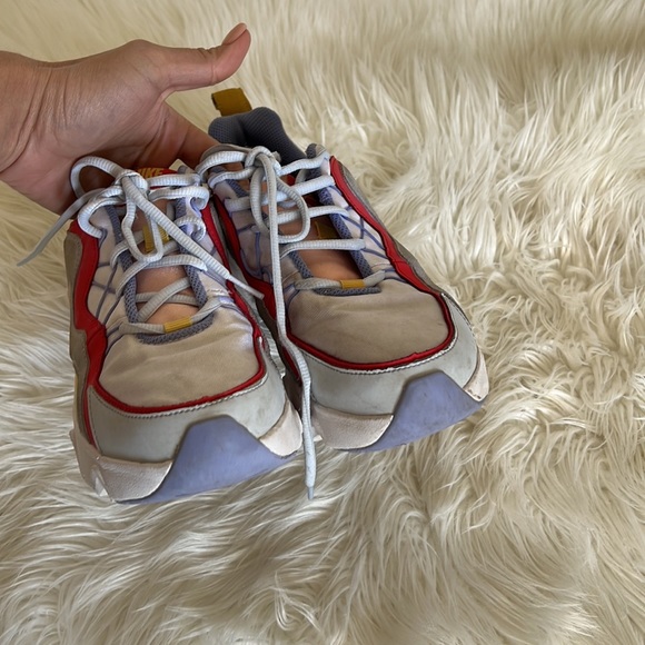 NIKE RYZ 365 CW5590 100 White/Washed Coral/Track Red - Picture 7 of 10